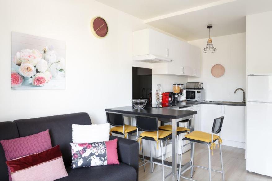 Appartement Cozy: 10/15 Min Des Champs Elysee 萨特鲁维尔 外观 照片